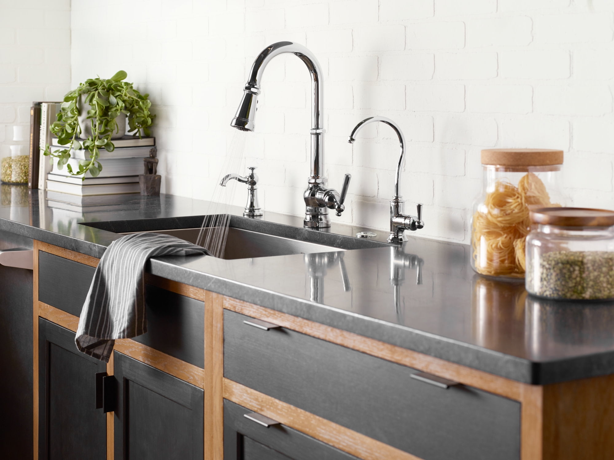 Moen Traditional Soap Dispenser Oil Rubbed Bronze