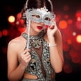 thumbnail image 2 of Máscara de disfraces con palo de sujeción Máscara veneciana de disfraces de Halloween Máscara de Mardi Gras para fiesta de mujeres, 2 of 5