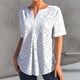 thumbnail image 2 of Mujeres verano Top casual manga corta color puro ojal plisado V Masajeadores de cuello camiseta para mujer, 2 of 6