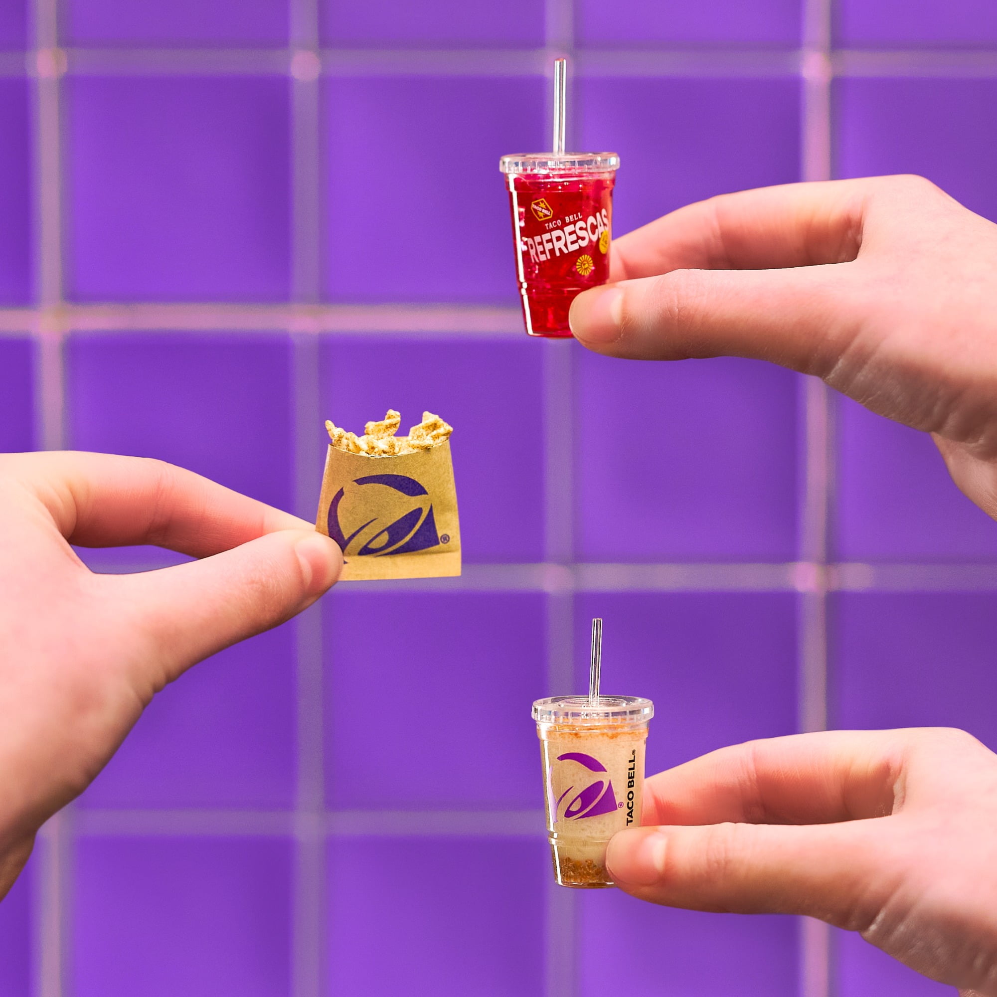 MGA's Miniverse Make It Mini Taco Bell Series 1, Mini Collectibles - Blind Ball, Ages 8+