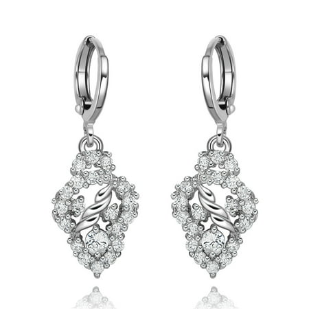 Fabulous and Gorgeous Magical Style Cute Snow White Sparkling Crystals Silver-Tone Fashionable Earrings