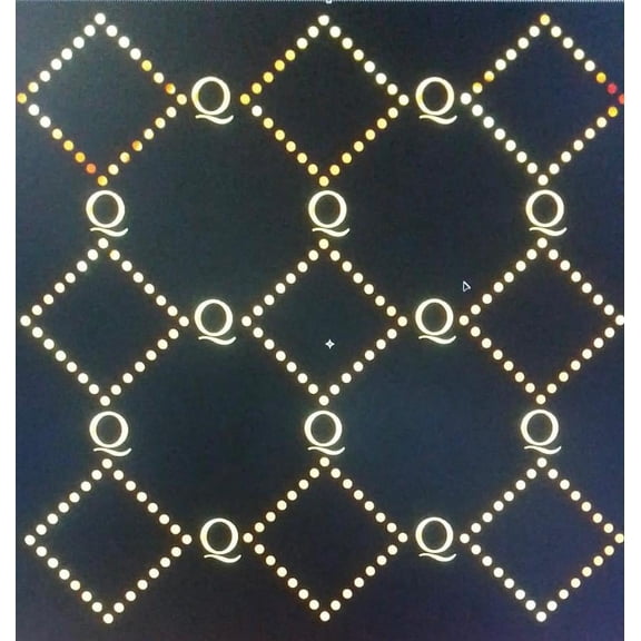 Qweeni Cap - Black Lattice