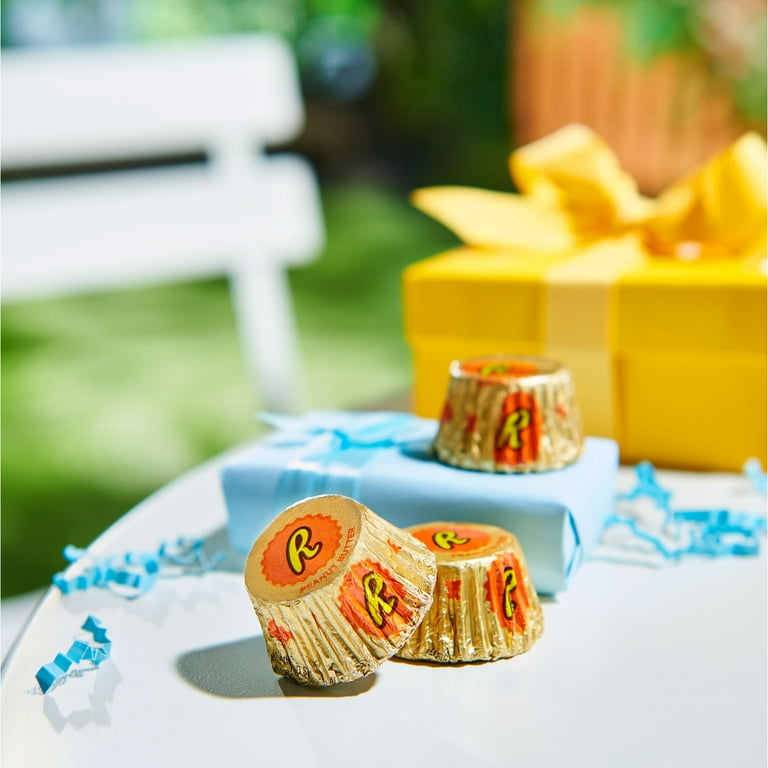 Reese's Miniatures Milk Chocolate Peanut Butter Cups Candy, 4.65