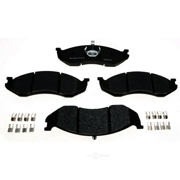 Raybestos MGD477MH Reliant Brake Pad Set Fits select: 1997-2006 JEEP WRANGLER / TJ, 1990-1995 JEEP WRANGLER / YJ