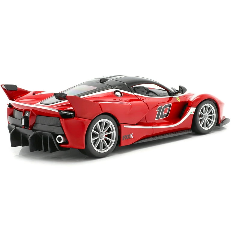 Bburago Ferrari FXX & Roma 1/24セット2個セット Bburago Ferrari FXX & Roma 1/24セット2個セット Amazon.com