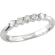 1/5 Carat T.W. Diamond Anniversary Ring in 10kt White Gold
