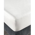 thumbnail image 1 of Protector De Colchón Ks Cooling Vianney Cooling; Protector; King Size, 1 of 3