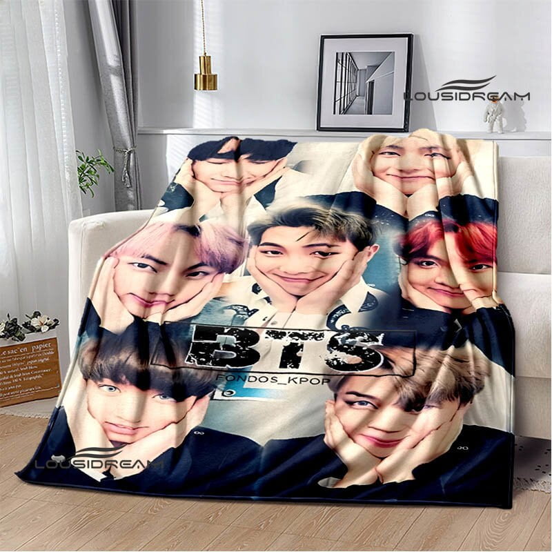 Couverture BTS En Flanelle - 130x150cm, Tissu Doux Et Chaud - Parfait Pour Maison, Cadeau Fans Kpop, Déco Chambre