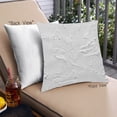 thumbnail image 1 of Ahgly Company Coussin d'Extérieur Textures Abstraites, 18 Pouces par 18 Pouces, 1 of 6