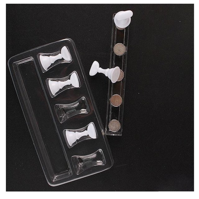 Guardurnaity Presione en el soporte para uñas Elegante novedad Diferente Ligero Duradero Nuevo estilo Apariencia exquisita Hoja de práctica de Juegos de manicura Blanco