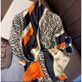 thumbnail image 1 of Chales grandes de marca de lujo con estampado vintage para mujer, pashmina, Hijab, Foulard, diseño de moda, estola de playa, bufandas para la cabeza, Invierno qiuyongming unisex, 1 of 2