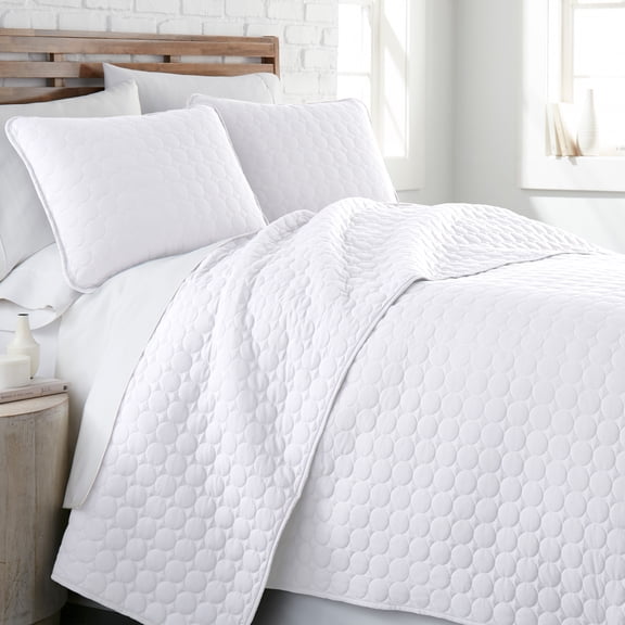 Southshore Fine Linens Oversized Quilt Bedding Set lightweight, soft coverlet bedspread 2-Piece with One matching sham , White, Twin / Twin XL
