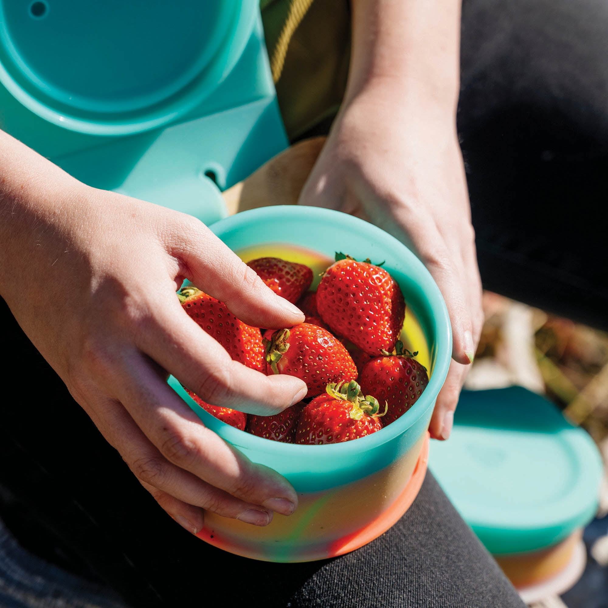 Silipint: Silicone Go Go Bowls: Set Of 4: Aurora - Sizes: 10