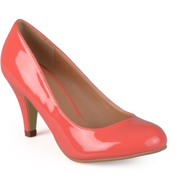 round toe pumps wide width