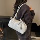 thumbnail image 4 of Bolso de mano tipo baguette para mujer, versátil, sencillo y elegante, con textura de alta calidad y estilo nicho francés, con lazo de seda y bufanda, para debajo del brazo., 4 of 5