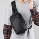thumbnail image 5 of Bolso de pecho diagonal para hombre - Mochila pequeña de tela de nailon antirrobo impermeable y recargable por USB, 5 of 5