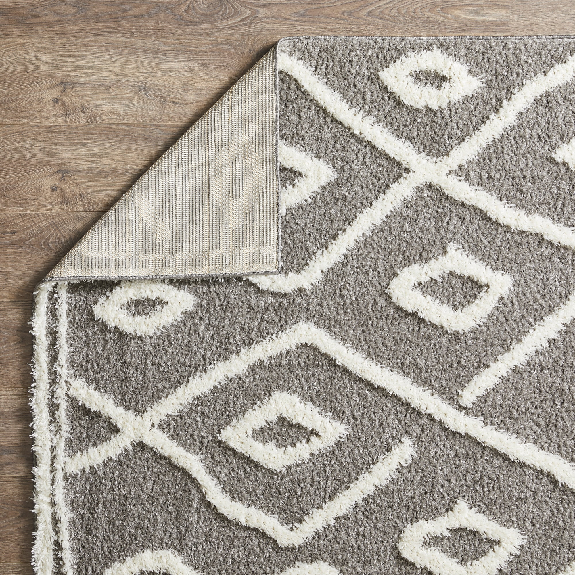 Loomaknoti Vemoa Avonako 2' x 3' Gray Geometric Indoor Accent Rug