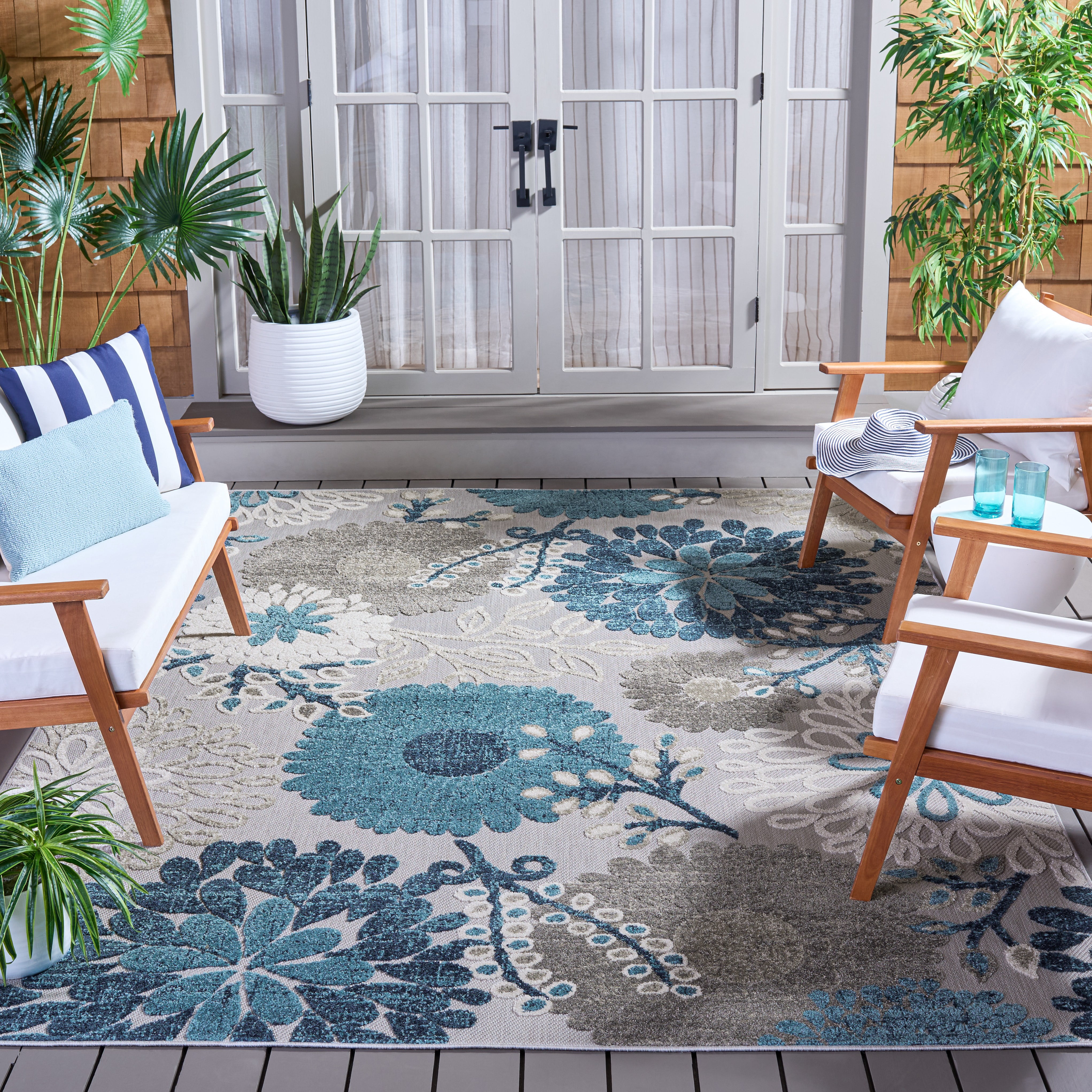 Safavieh Cabana Garnet Floral Indoor/Outdoor Area Rug, Gray/Blue, 9' x 12'