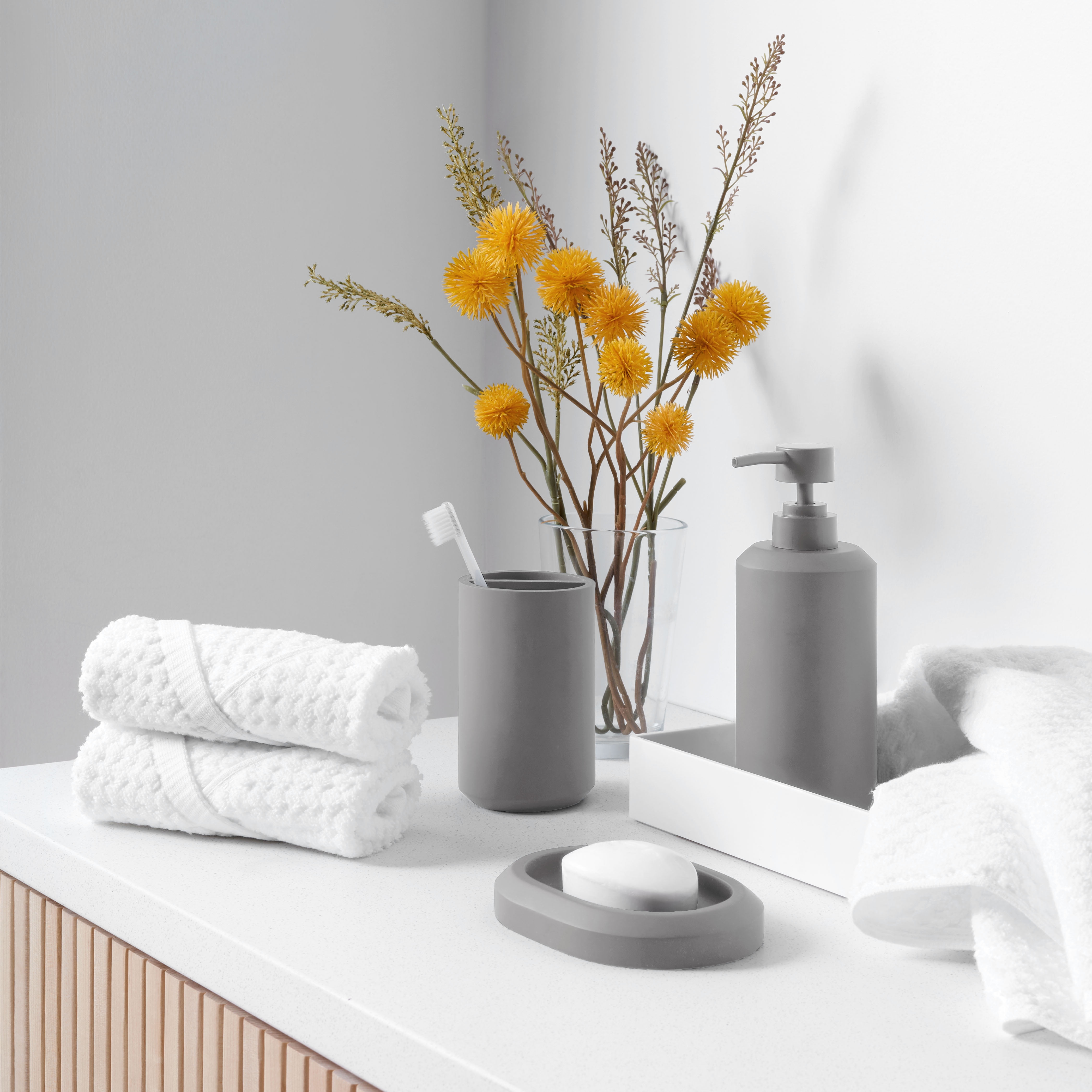 Gap Home Solid Matte Resin Bath Accessory Set, Gray, 3-Pieces