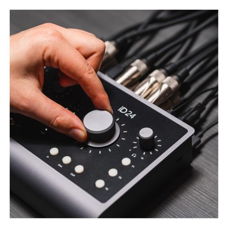 AUDIENT　USBオーディオインターフェース AUDIENT 　iD24