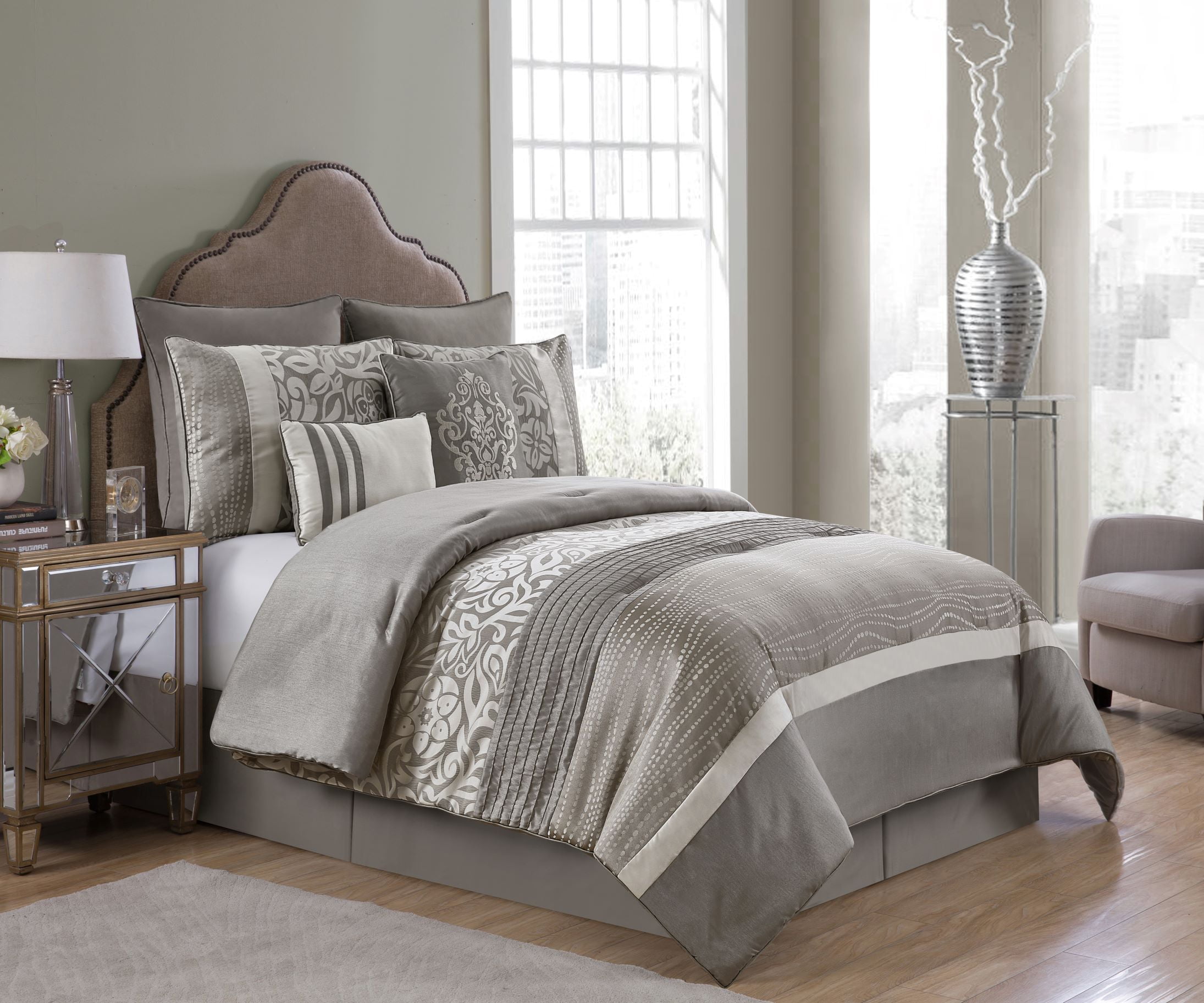 VCNY Home Arcadia 8-Piece Taupe Floral Comforter Set, Queen, Adult, Unisex