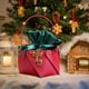 thumbnail image 1 of Bolsa de regalo de cuero de Navidad | Bolsita de caramelos de terciopelo y franela navideña | Bolsa festiva Rojo Verde con Asas | Decoración navideña reutilizable | 10x8cm | 1 Conjunto, 1 of 6