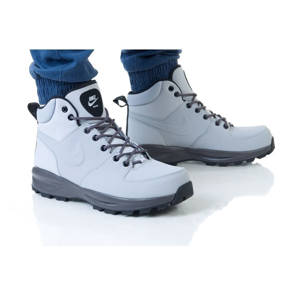 Nike manoa blue sale