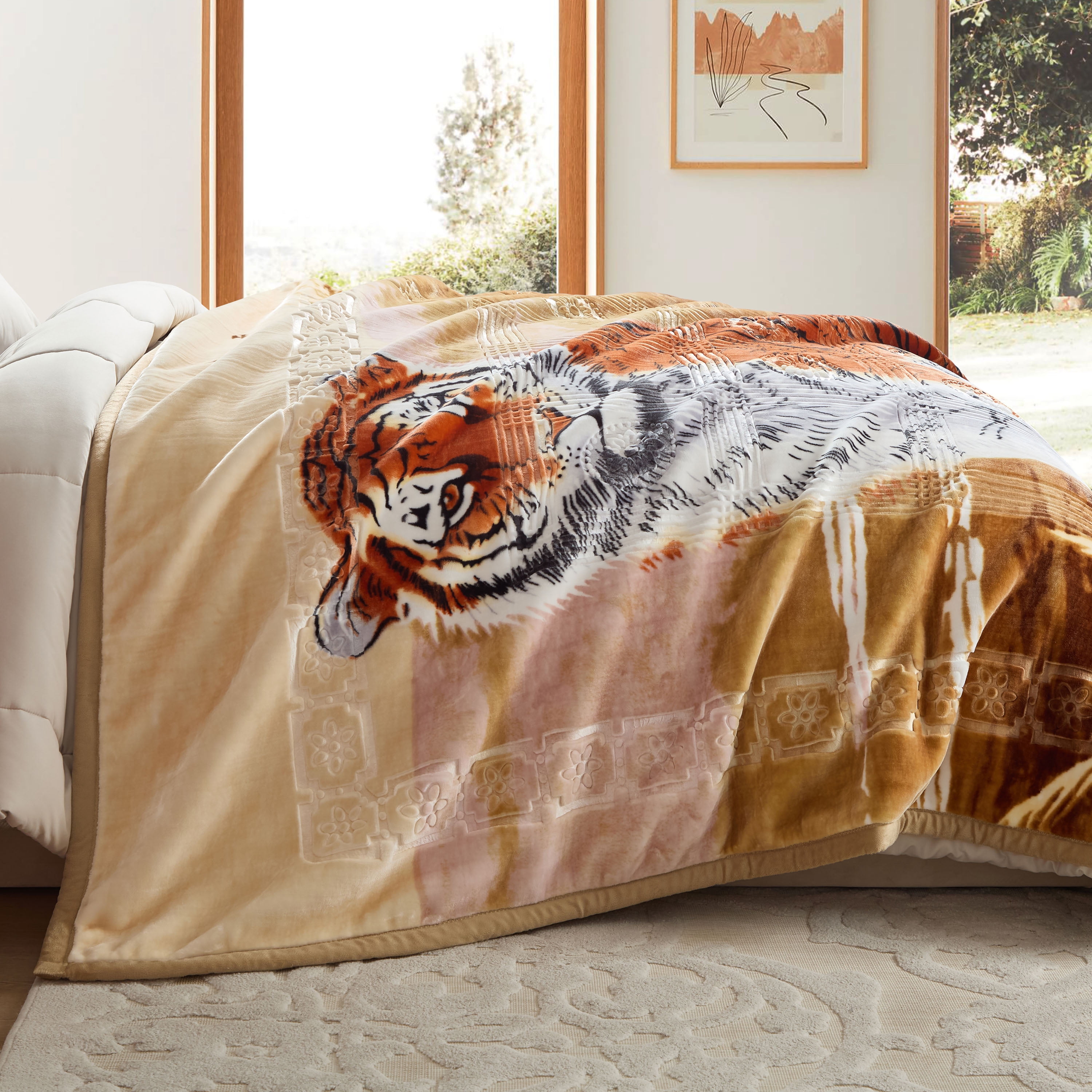 Lammaloe King Size Korean Mink Blanket for Winter, 12 lbs, 87" x 94", Heavy 2-Ply Warm Heavyweight Raschel Bed Blankets, Reversible Printed, Tiger