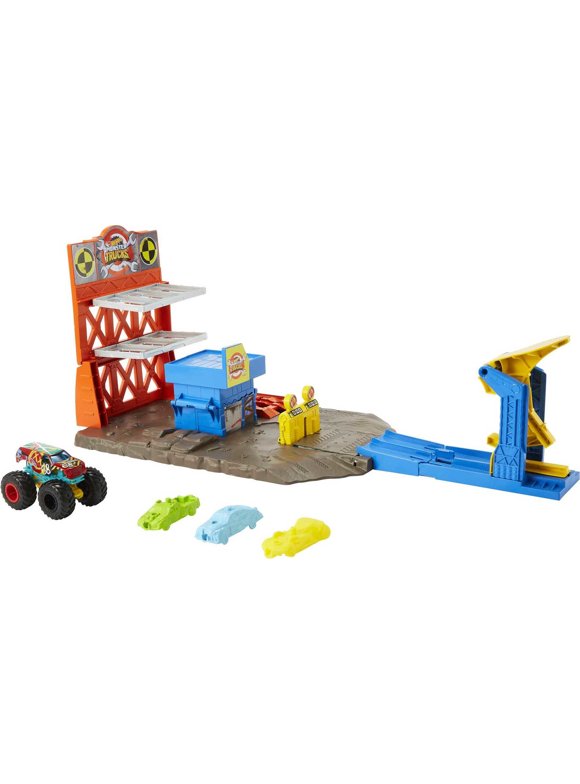 Hot Wheels Tracks in Hot Wheels