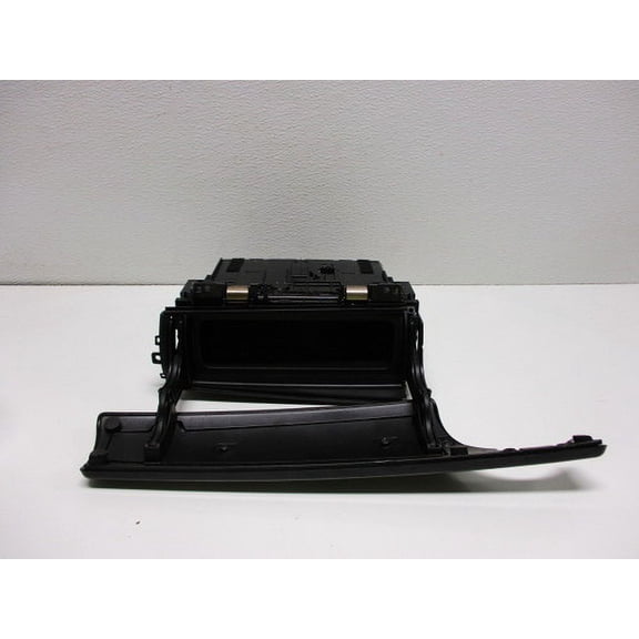 Pre-Owned 2002-2008 Mini Cooper Glove Box Assembly OEM LKQ - Verify Specific Vehicle Fitment In Description - (Good)