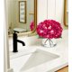 thumbnail image 3 of Flores artificiales Hollyone Hydrangea con jarrón de cristal fucsia, 3 of 6