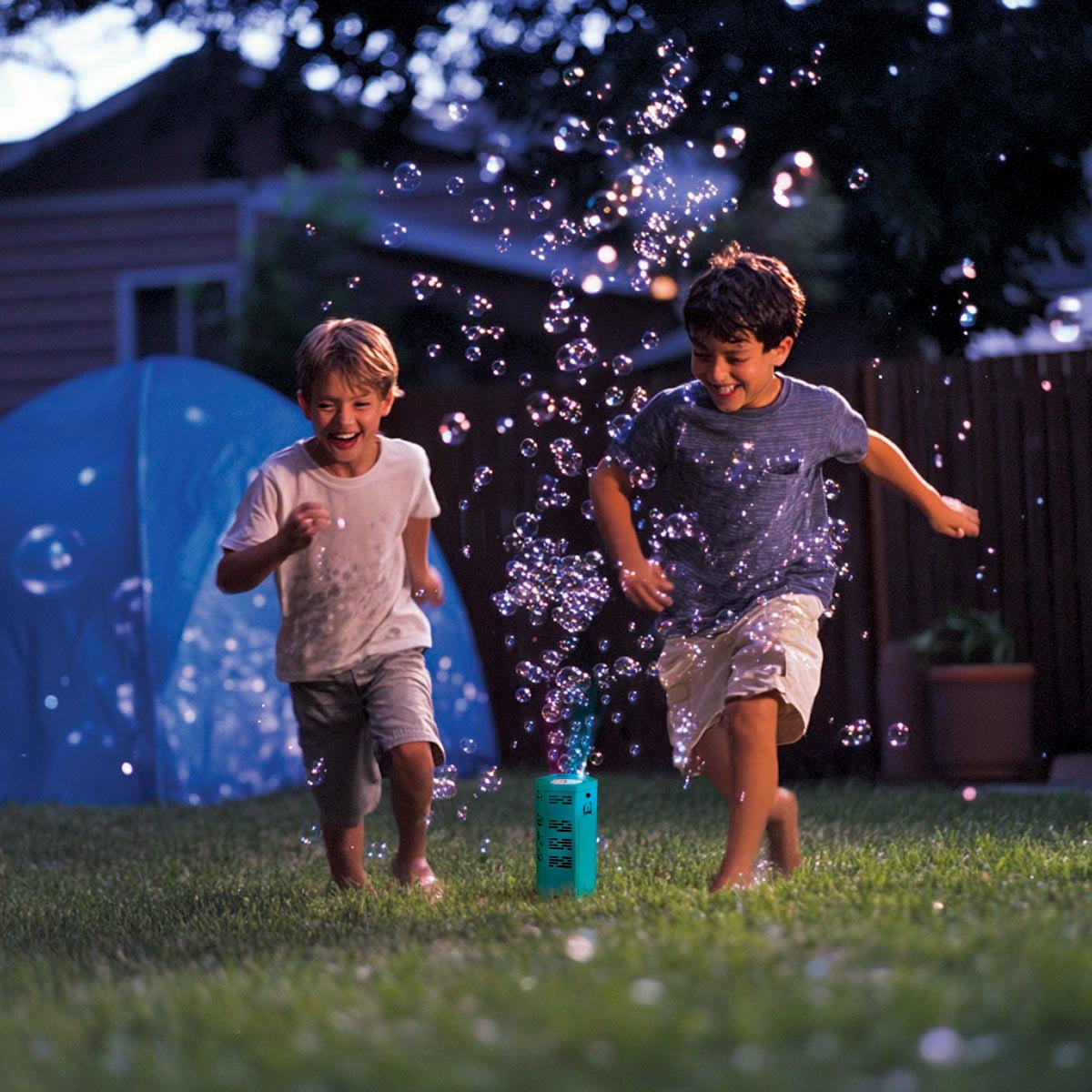 HY-IMPACT Bubble Rocket Launcher + Bubble Solution, LED Lights & Sounds, Launches Up to 10 Feet, 1000+ Bubbles Per Minute