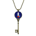 thumbnail image 1 of Nave espacial rocket fire universo píxel Llavero Collar Colgante Bandeja Cadena Embellecida Unbranded M, 1 of 3