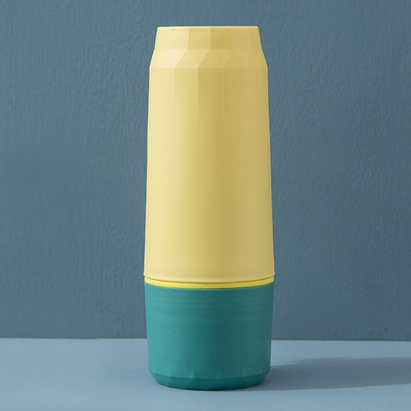 AkoaDa 1Pcs Portable Toothbrush Holder With Lid Toothbrush Box Travel