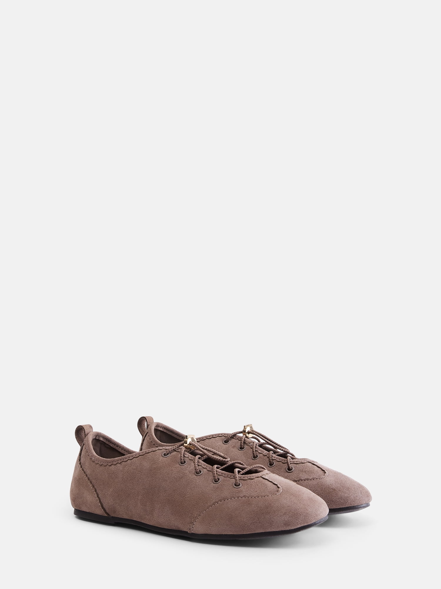 Scenario Women's Bungee Lace Faux Suede Sneakers