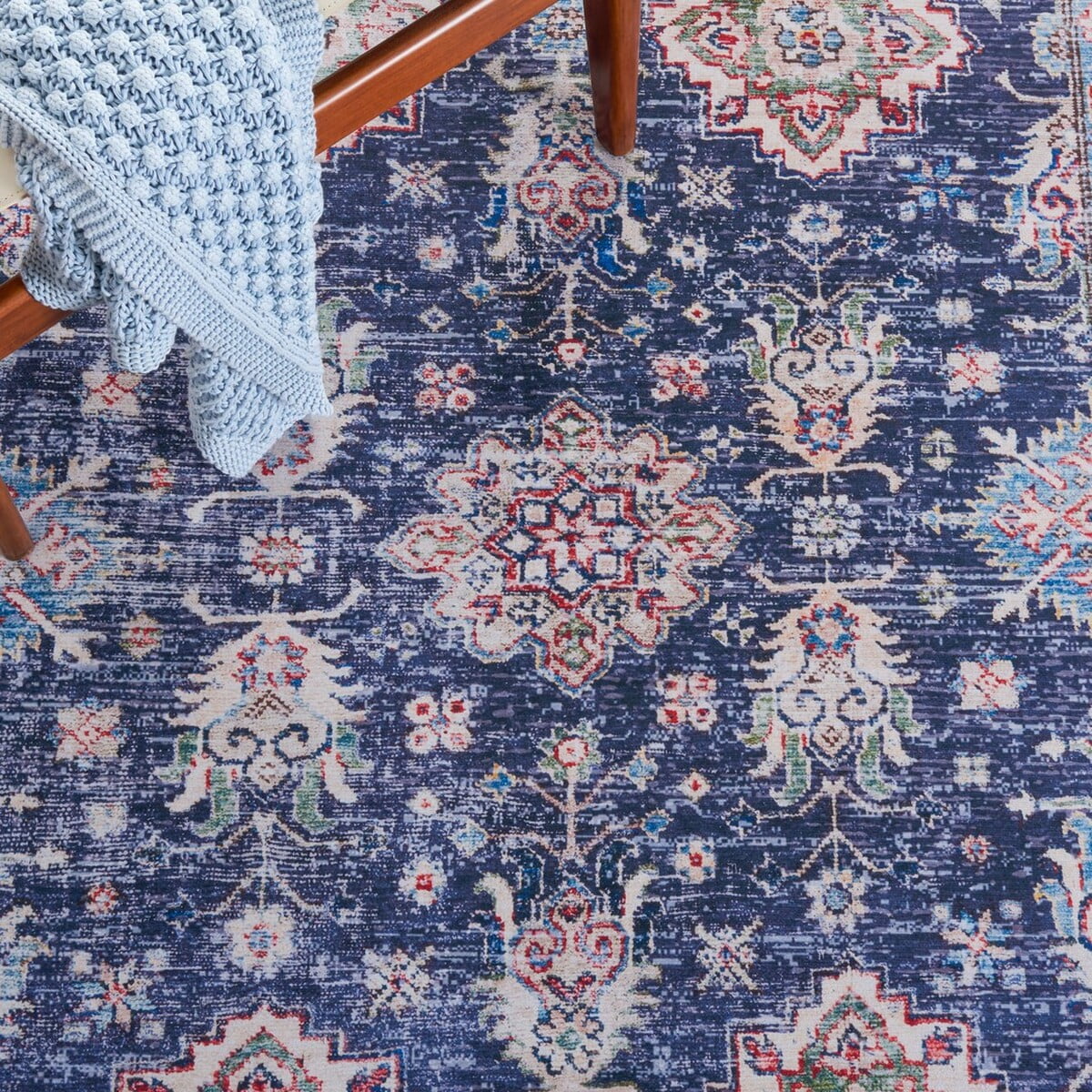 SAFAVIEH Tucson Paisley Traditional Machine Washable Area Rug, 5' x 8', Navy/Beige