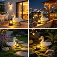 thumbnail image 1 of Estatua de jardín de pato solar con luz solar, adorno de resina para jardín exterior y decoración del jardín del balcón del patio, 1 of 6