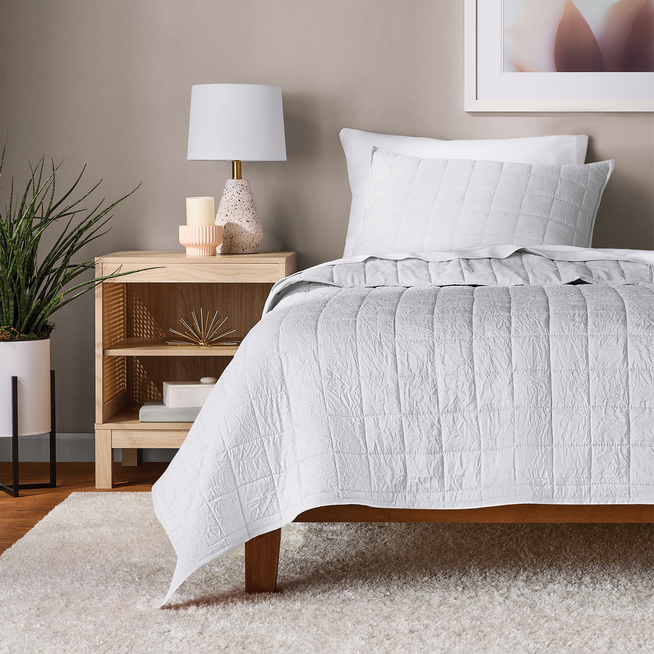 Mainstays Crinkle Quilt, Twin/XL, White, Soft Wash Microfiber Bedding
