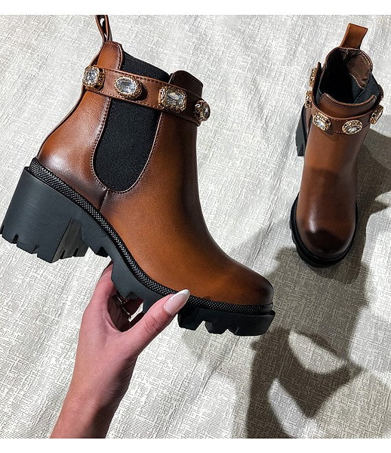 Steve Madden Amulet Embellished Lug 