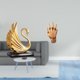 thumbnail image 2 of Estatua de resina de cisne, figura romántica de pareja, escultura de mano, adorno de amantes entrelazados, material de resina adecuado para sala de es, 2 of 8