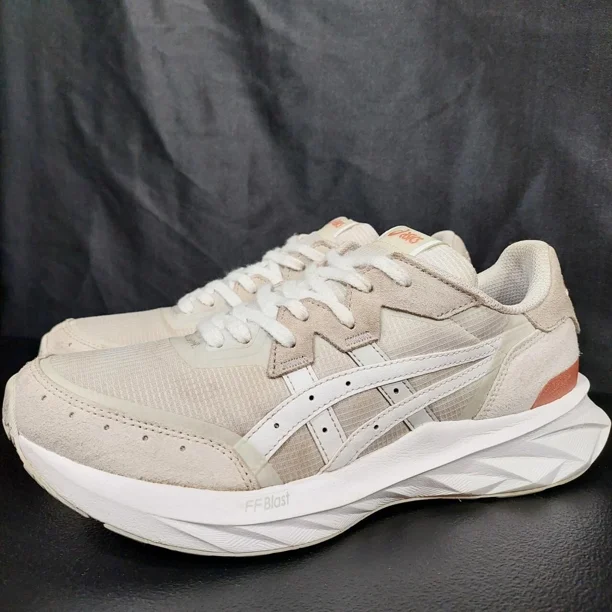 Women's Asics Tarther Blast Cream White Marathon Running Shoes Sneakers. Sz 8.5