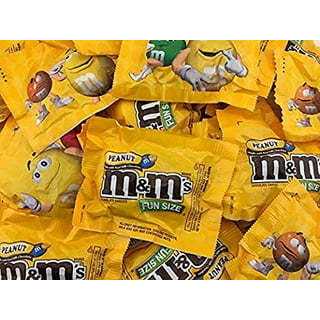 Vintage M&M Plain Chocolate Candies Collectible Unopened 48 Count Box  NOS