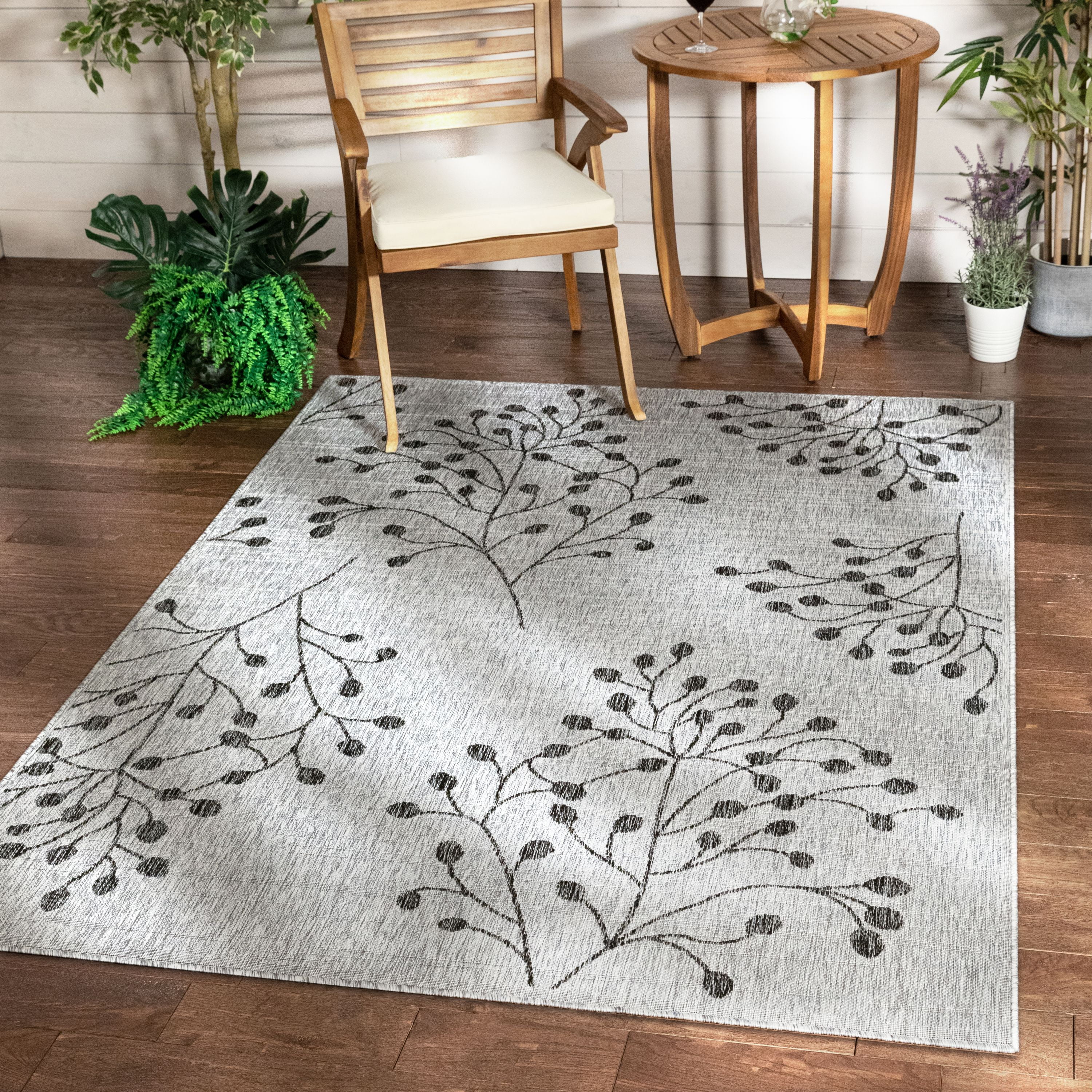 Well Woven Medusa Sprite Grey Ivory Floral Indoor/Outdoor 5'3" x 7'3