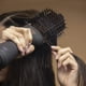 thumbnail image 3 of Cepillo secador de titanio 2 en 1 L'ANGE HAIR Le Volume | Cepillo de aire caliente todo en uno con cuerpo ovalado | Moldeador para un cabello suave y sin frizz para todo tipo de cabello (Negro - 60 mm, 3 of 5
