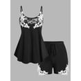 thumbnail image 1 of Conjunto Shorts de Pijama de Cordones de Talla Extra de Encaje de Flores Rosegal  Pijamas y Batas Tallas Grandes, 1 of 5