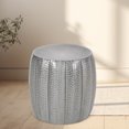 thumbnail image 2 of Table d'Appoint Ronde en Métal Martelé, Table de Bout Argentée avec Design Unique Martelé, Table d'Accent Moderne Parfaite pour Salon Ou Chambre, 2 of 5