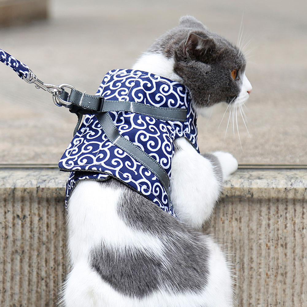 Mgaxyff Pet Cat Harness,Escape Proof Cat Harness Padded Vest with Leash