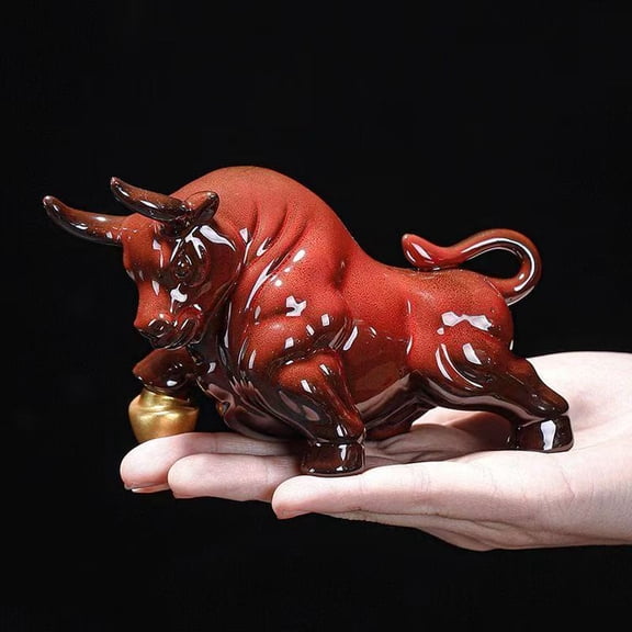 Bull statue, desktop ornament, suitable for home and office decoration, perfect gift