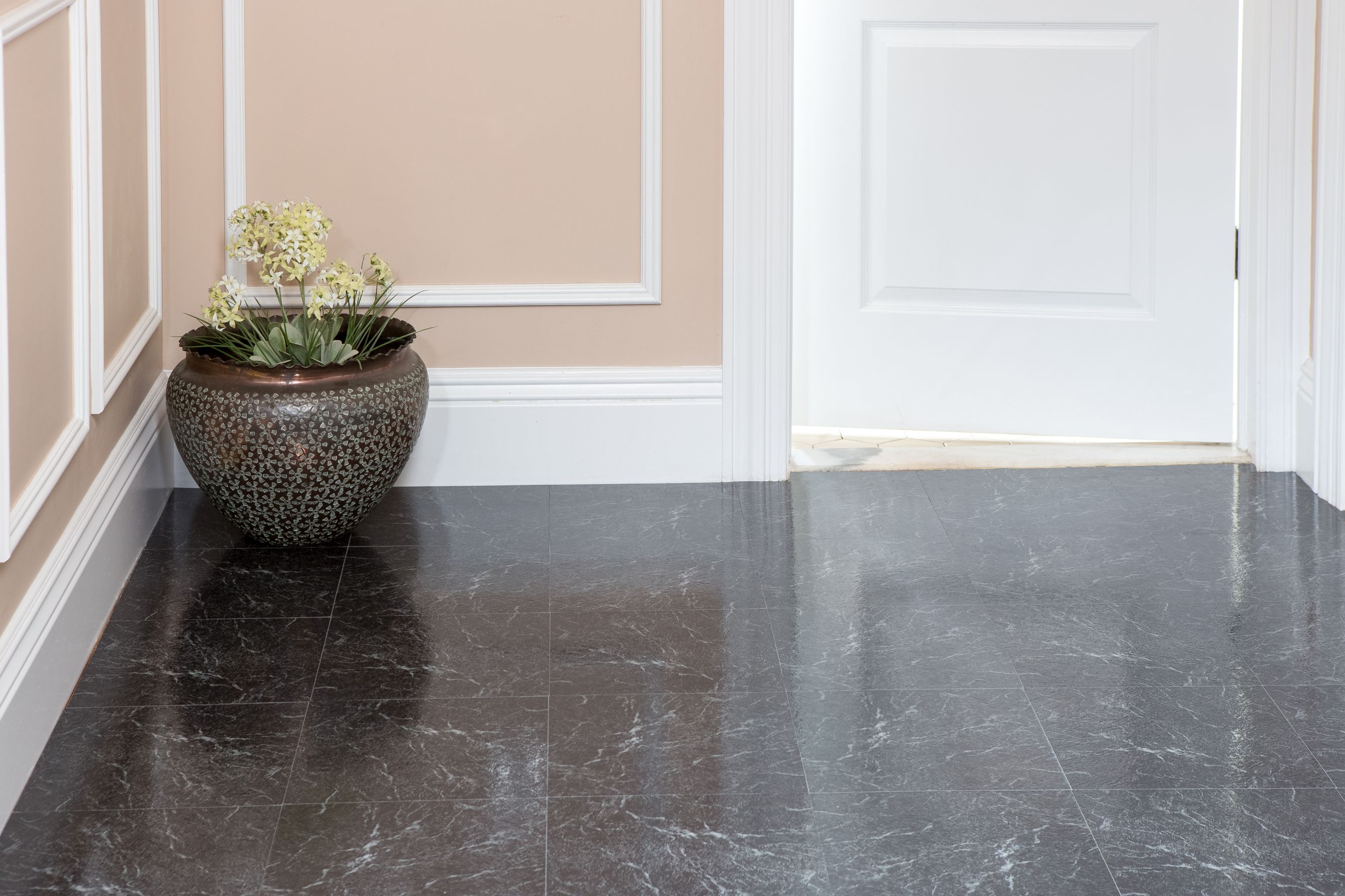 Traditional Elegance Madison Black with White Vein Marble 12x12 Self Adhesive Vinyl Floor Tile - 20 Tiles/20 sq. ft.