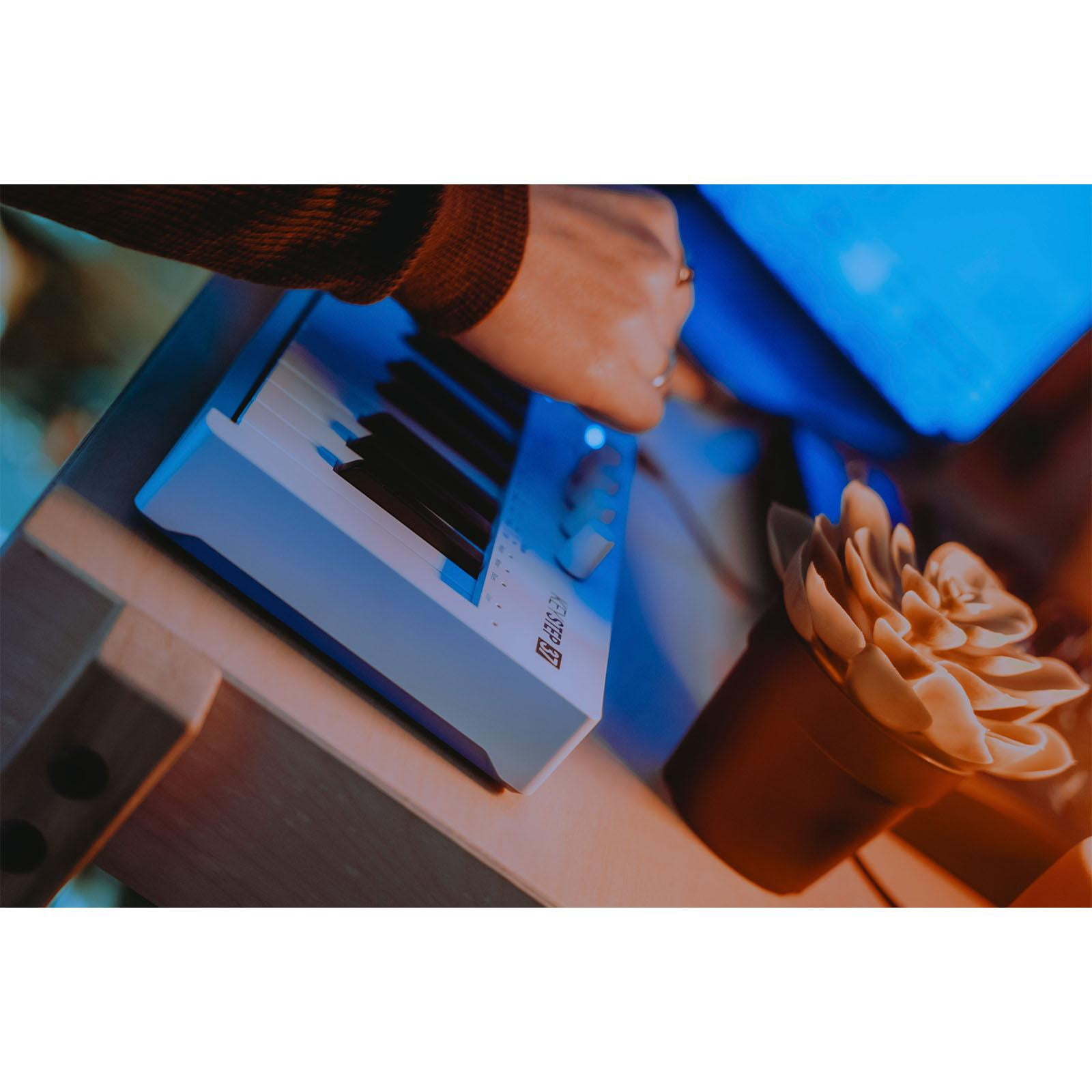 Arturia KeyStep 37 mk2 Compact Keyboard Controller & Sequencer